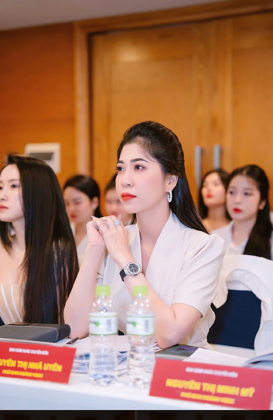 CEO Nha Uyen 1