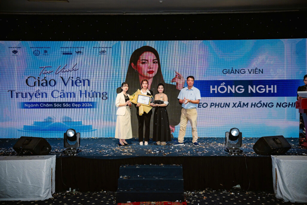 co hong nghi tam guong truyen cam hung su kien ton vinh giao vien tieu bieu nganh cham soc sac dep 2024