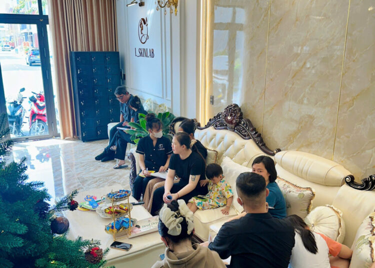 khai truong l skinlab dia chi lam dep doc quyen voi cong nghe nano exo va phun xam phong thuy 4