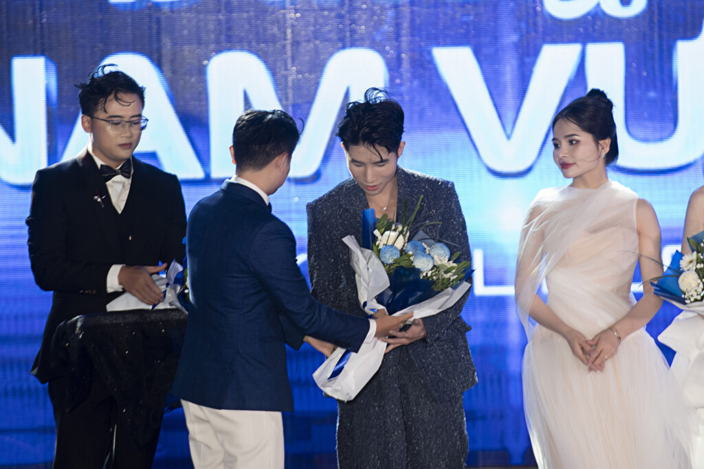ceo thang le academy va vai tro quan trong trong chuyen muc duong net nam vuong tai cuoc thi mister tourism world 2025 2