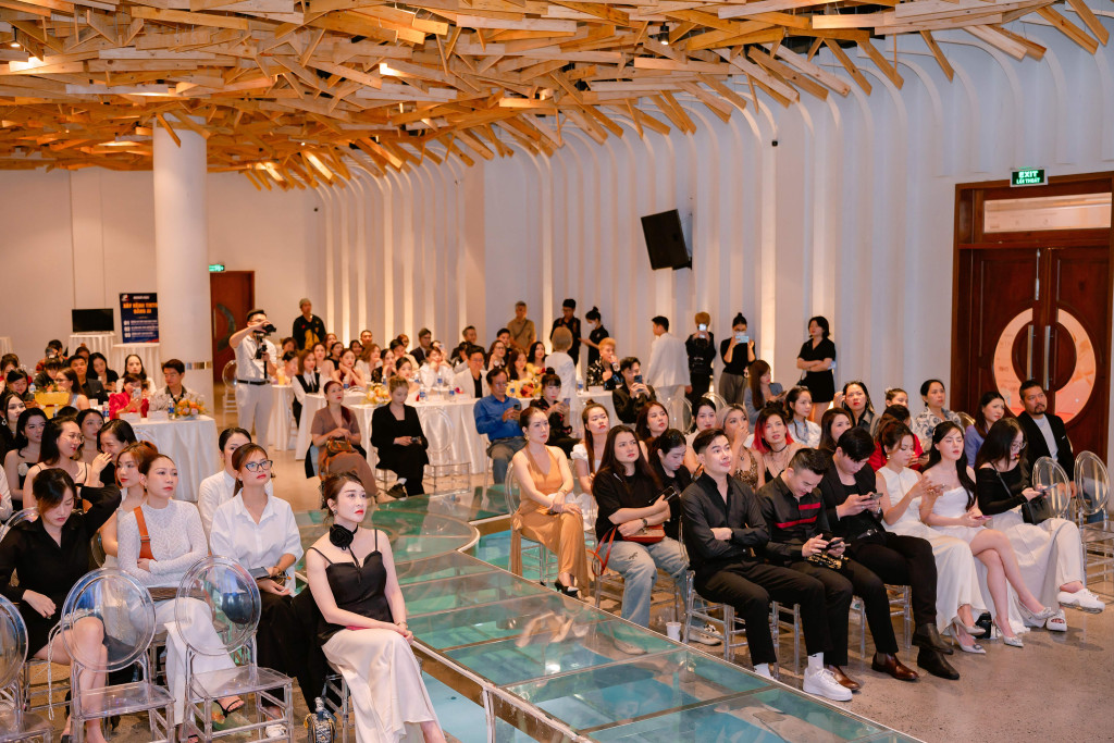 su gop mat dac biet cua master ngo minh trang tai the masters beauty of vietnam season 2 voi vai tro speaker 3