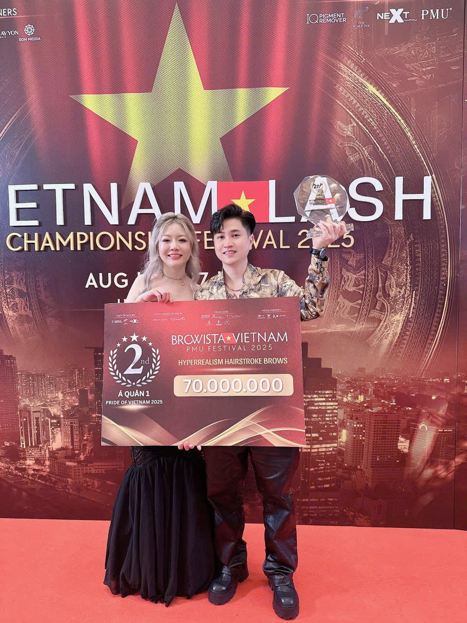 duy nguyen tu dam me den thanh cong ruc ro voi giai a quan 1 hyperrealism browista vietnam 2025