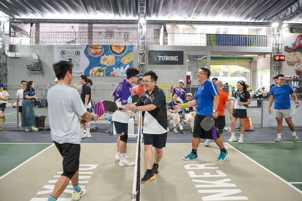 pickleball nguyen kim cuoc thi day kich tinh va nhung trai tim thien nguyen 3